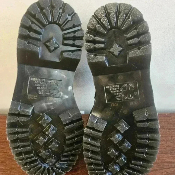 Dr. Martin's 1461 Quad Platform Derby Faux Fur Lined Shimmered Metallic Size 7 - Picture 10 of 13